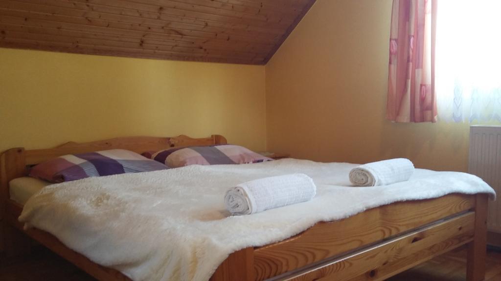 Bundics Vendeghazak Bed & Breakfast Lenti Ngoại thất bức ảnh